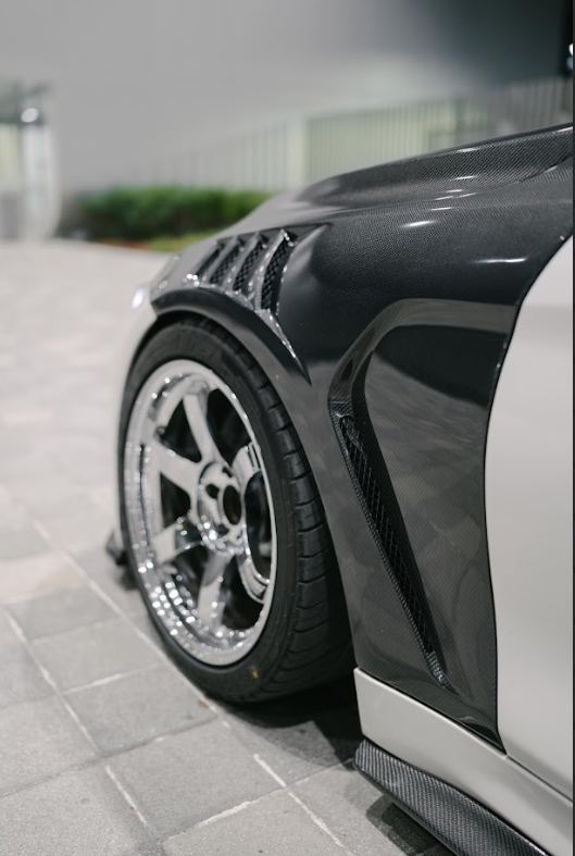 Carbon Fiber Vented Fenders - BMW F80 M3 / F82 M4