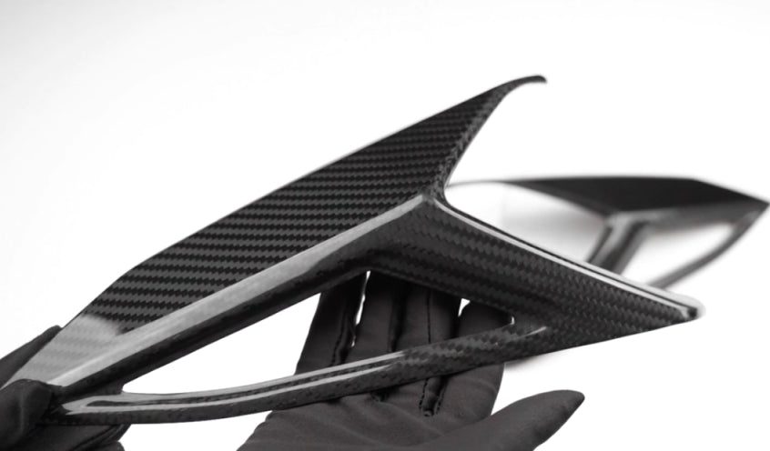 Carbon Fiber Tail Light Trim - Corvette C8 2020+ Z06 Z51