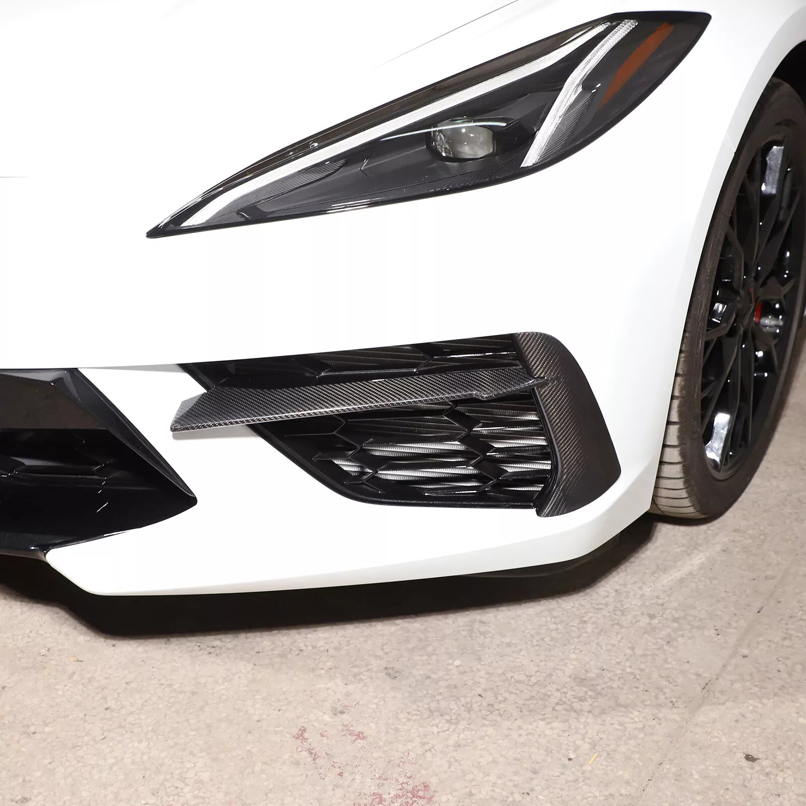 Carbon Fiber Front Bumper Fog Light Lamp Trim - Corvette C8