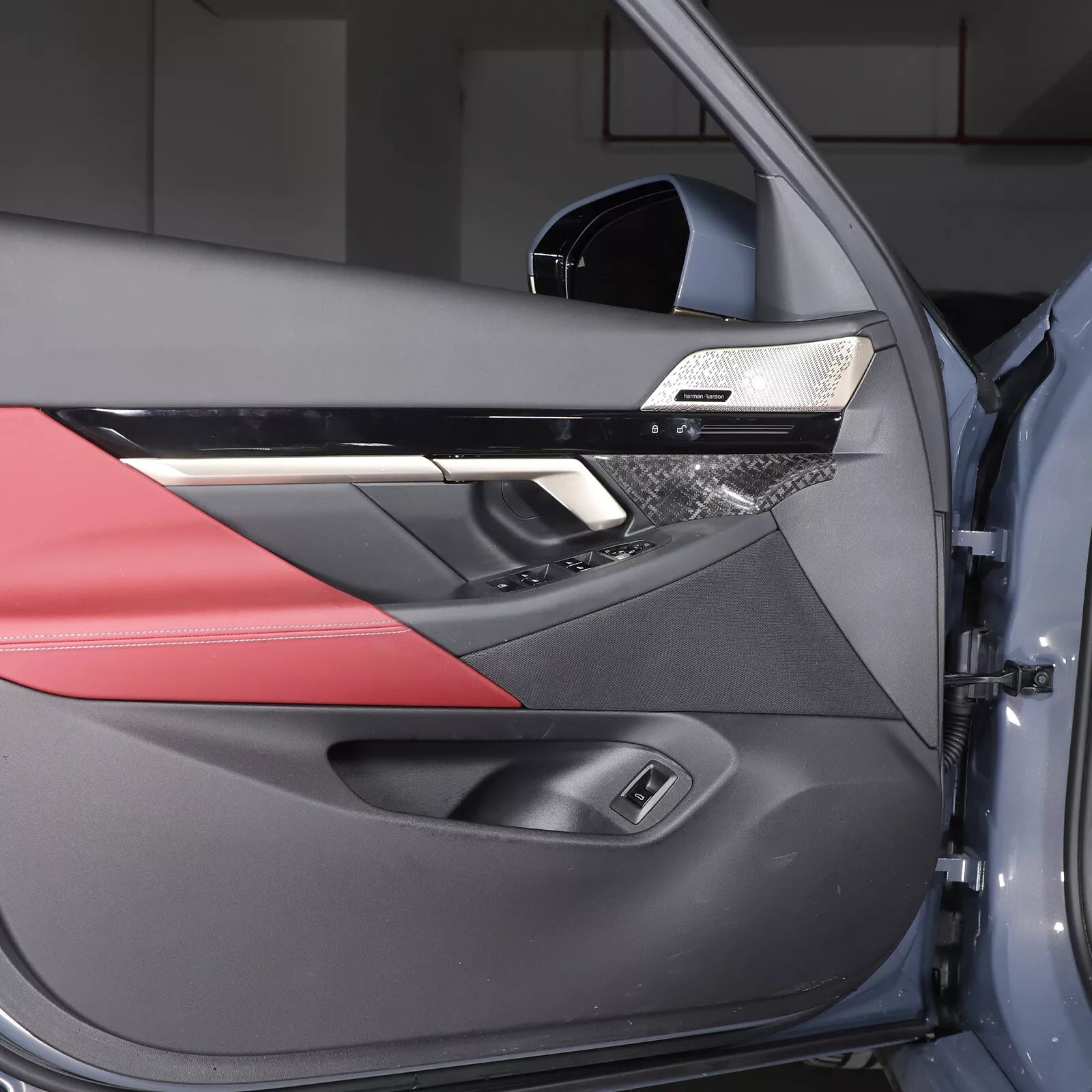 X Style Carbon Fiber Inner Front door Cover Trim - BMW 5 Series G60 2024+