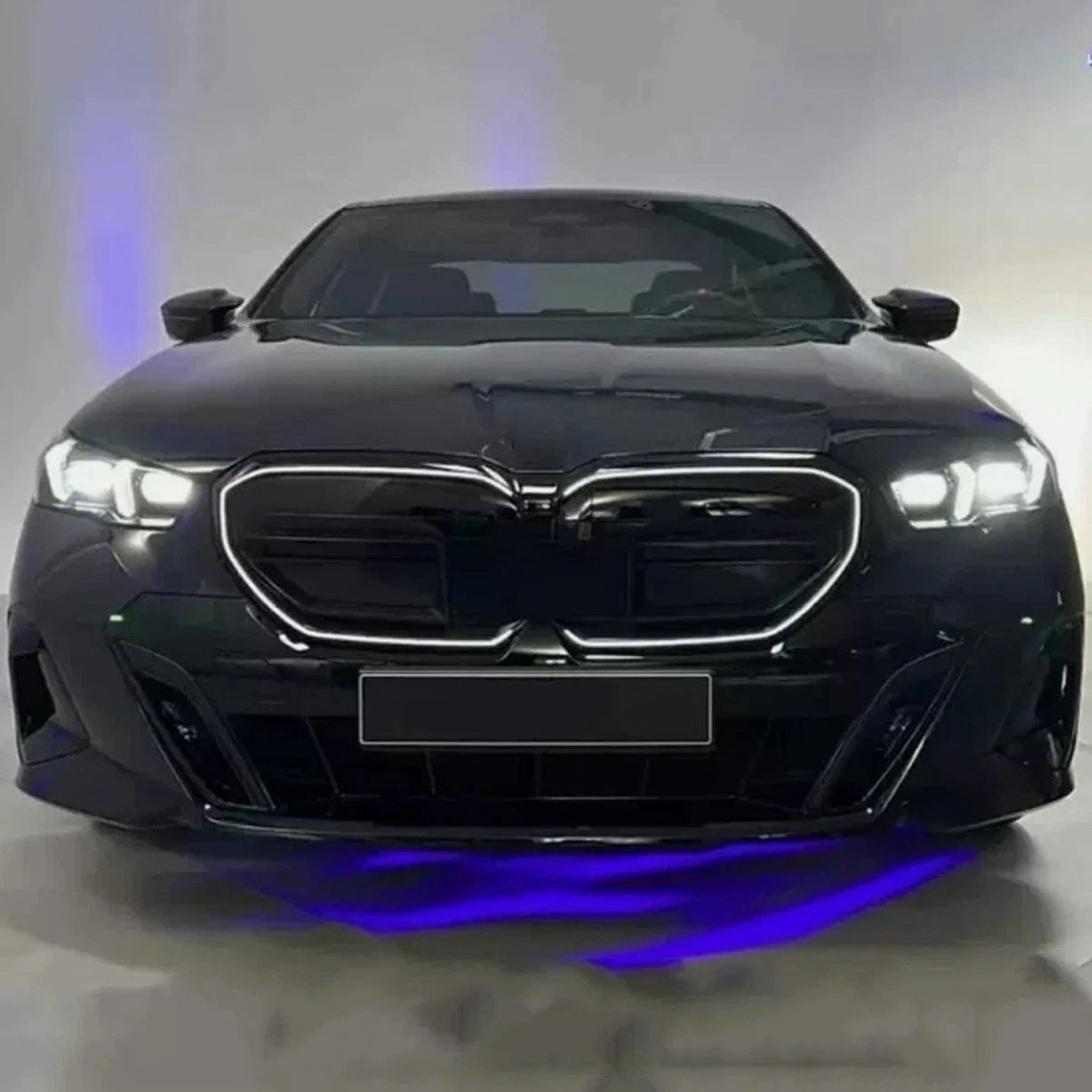 Gloss Black LED Front Kidney Grille -  2024+ BMW 5 Series I5 G60 G61 M60 Glossy Black
