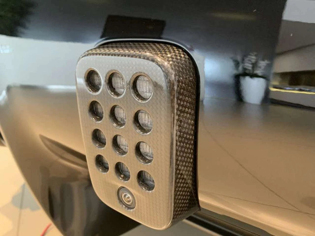 Ferrari F12 Berlinetta Carbon Fiber Rear Brake Light/Fog Light Cover