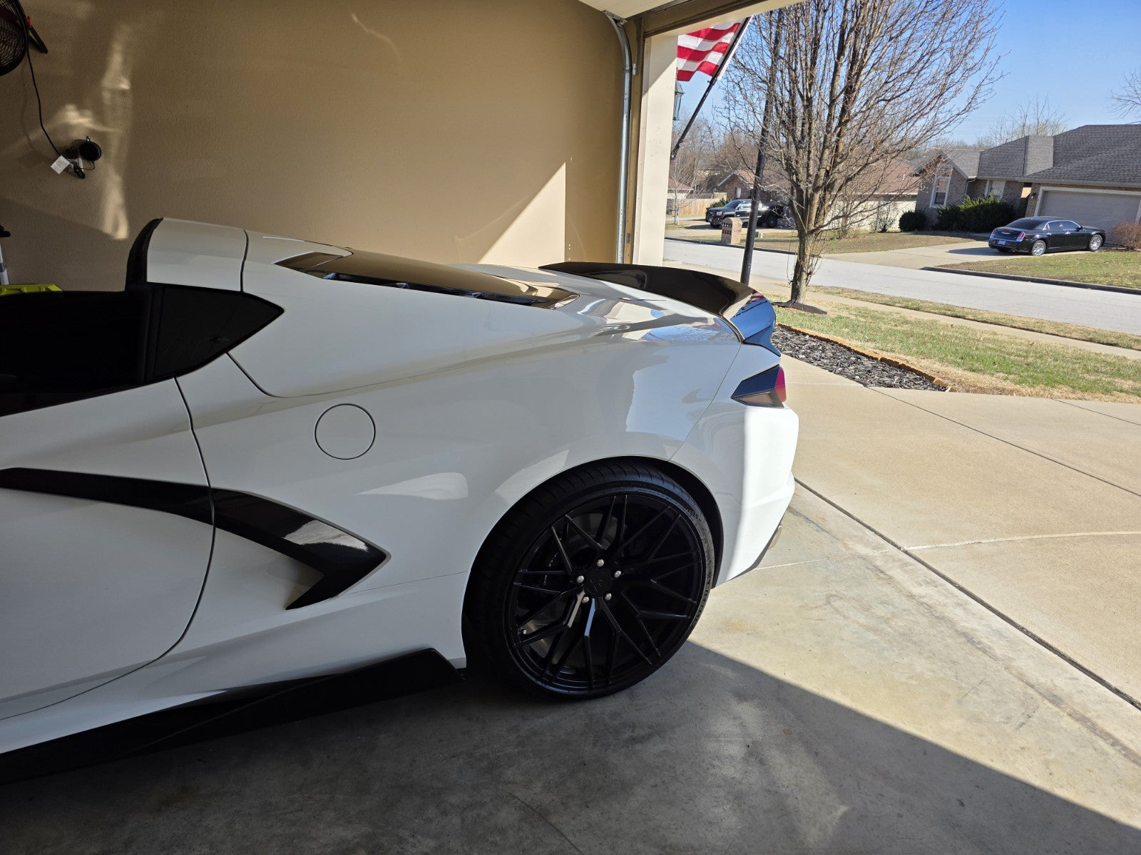 GLOSS BLACK DUCKBILL HIGHKICK REAR TRUNK SPOILER - Corvette C8 Z51