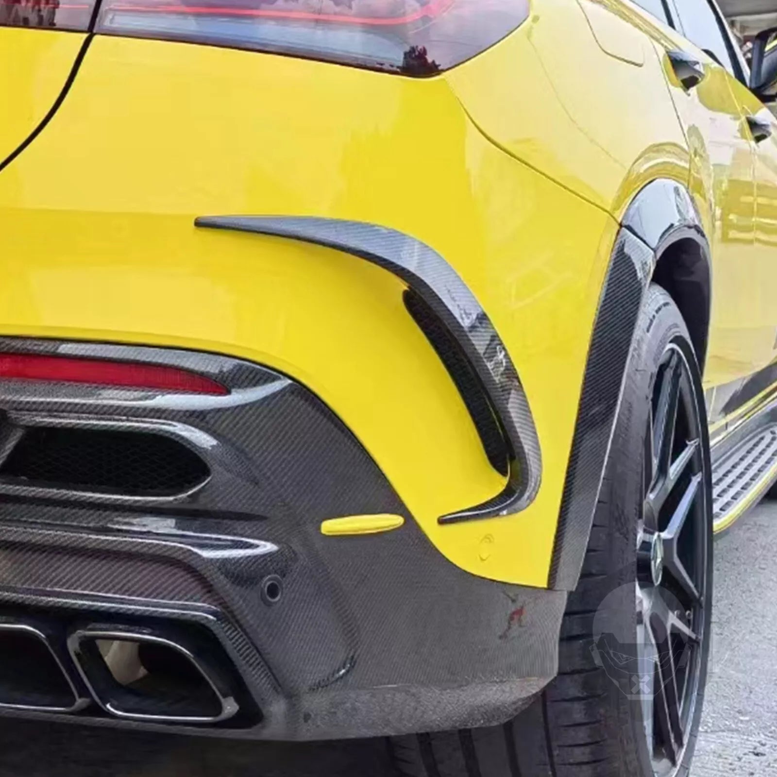 Carbon Fiber Aero Kit - Mercedes C292 GLE450