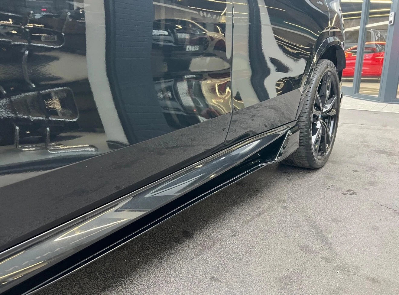 Gloss Black Full Aero Kit V2 - BMW X5 G05 LCI M Sport 2023+