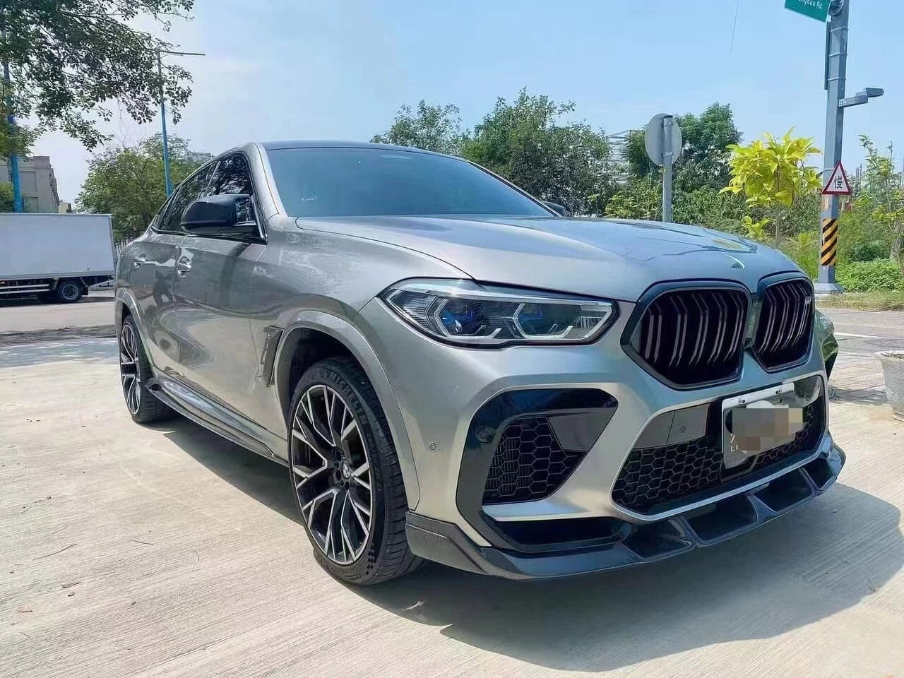 Carbon Fiber Front Lip & Rear Diffuser - BMW X6M F96 2019-2023  LD Style