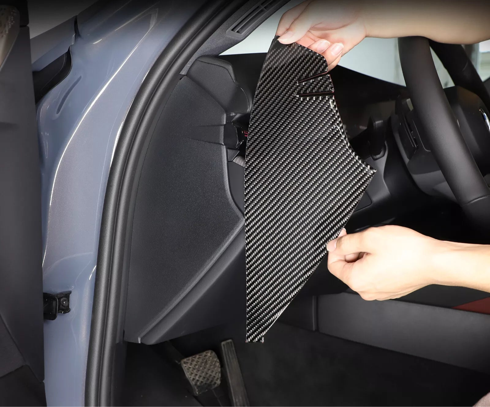 Carbon Fiber Dashboard Side Panel Trim - BMW 5 Series 530i G60 2024+