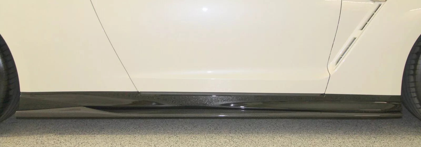 Carbon Fiber Side Skirt Extension - Nissan GTR R35 2017