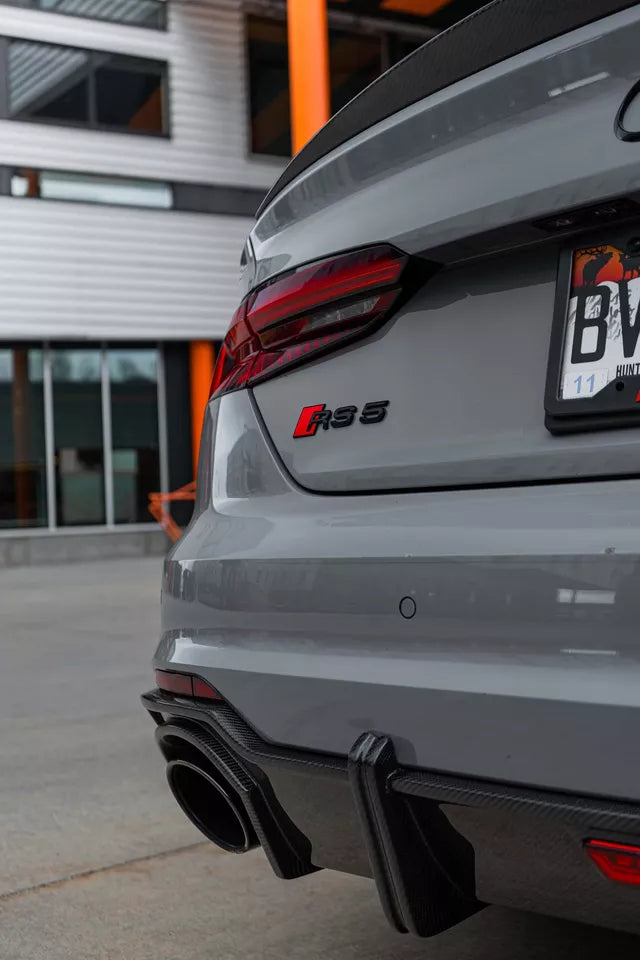 Carbon Fiber Rear Diffuser w/ LED  - RS5 2020+